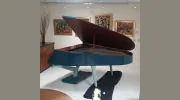 Extreme Piano Moving